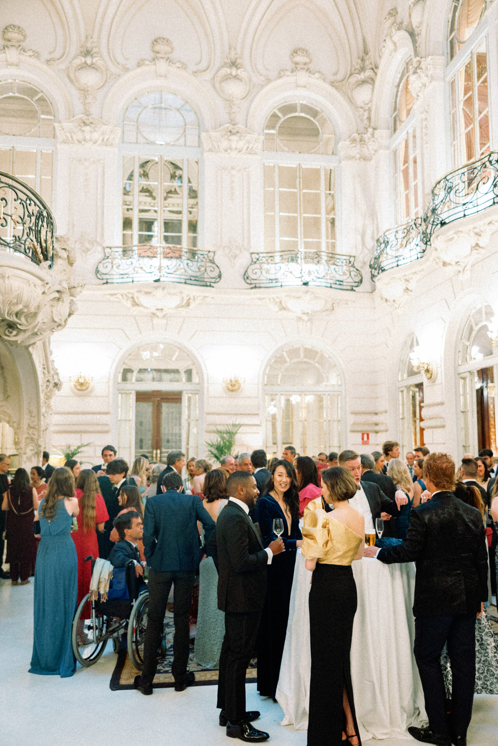 uk-europe-editorial-fine-art-wedding-photographer-destination-wedding-at-casino-de-madrid-spain-uk-europe-editorial-fine-art-wedding-photographer-destination-wedding-at-casino-de-madrid-spain--28