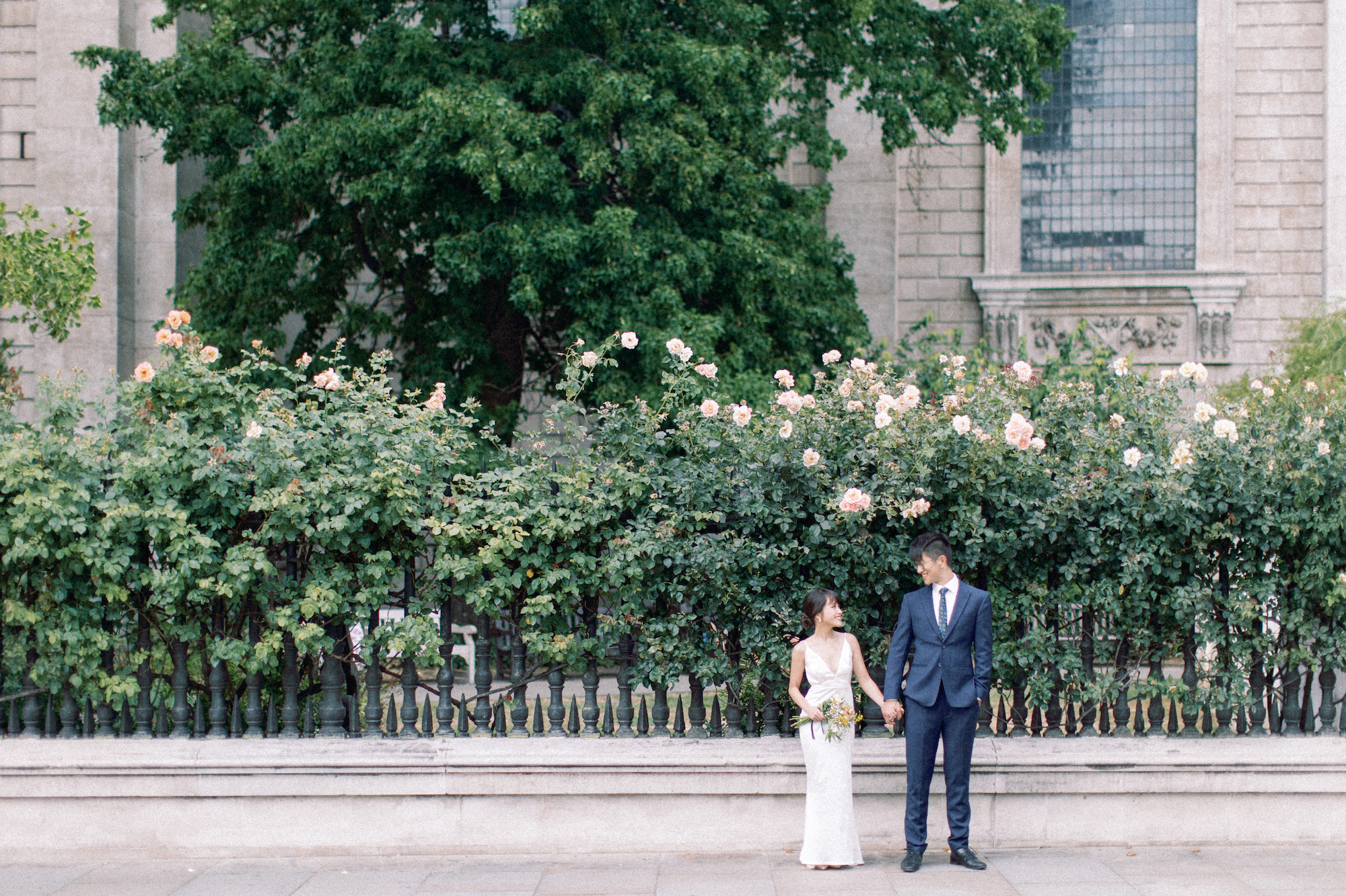 uk-europe-editorial-fine-art-wedding-photographer-london-pre-wedding-at-st-dunstan-and-st-pauls-cathedral-62