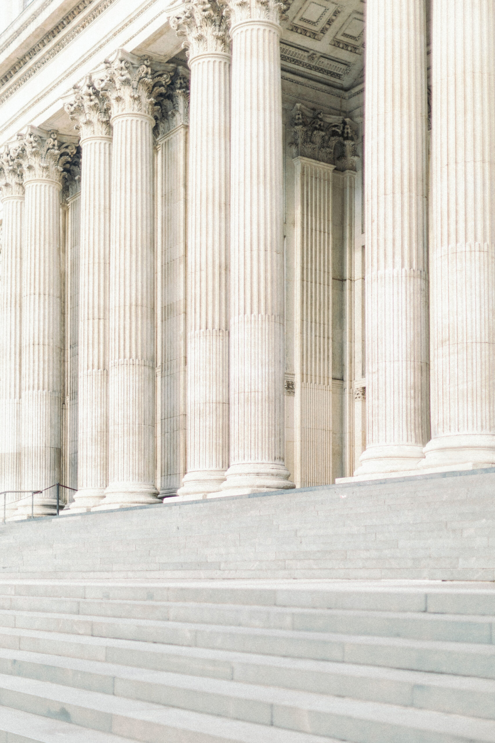 uk-europe-editorial-fine-art-wedding-photographer-london-pre-wedding-at-st-dunstan-and-st-pauls-cathedral-66