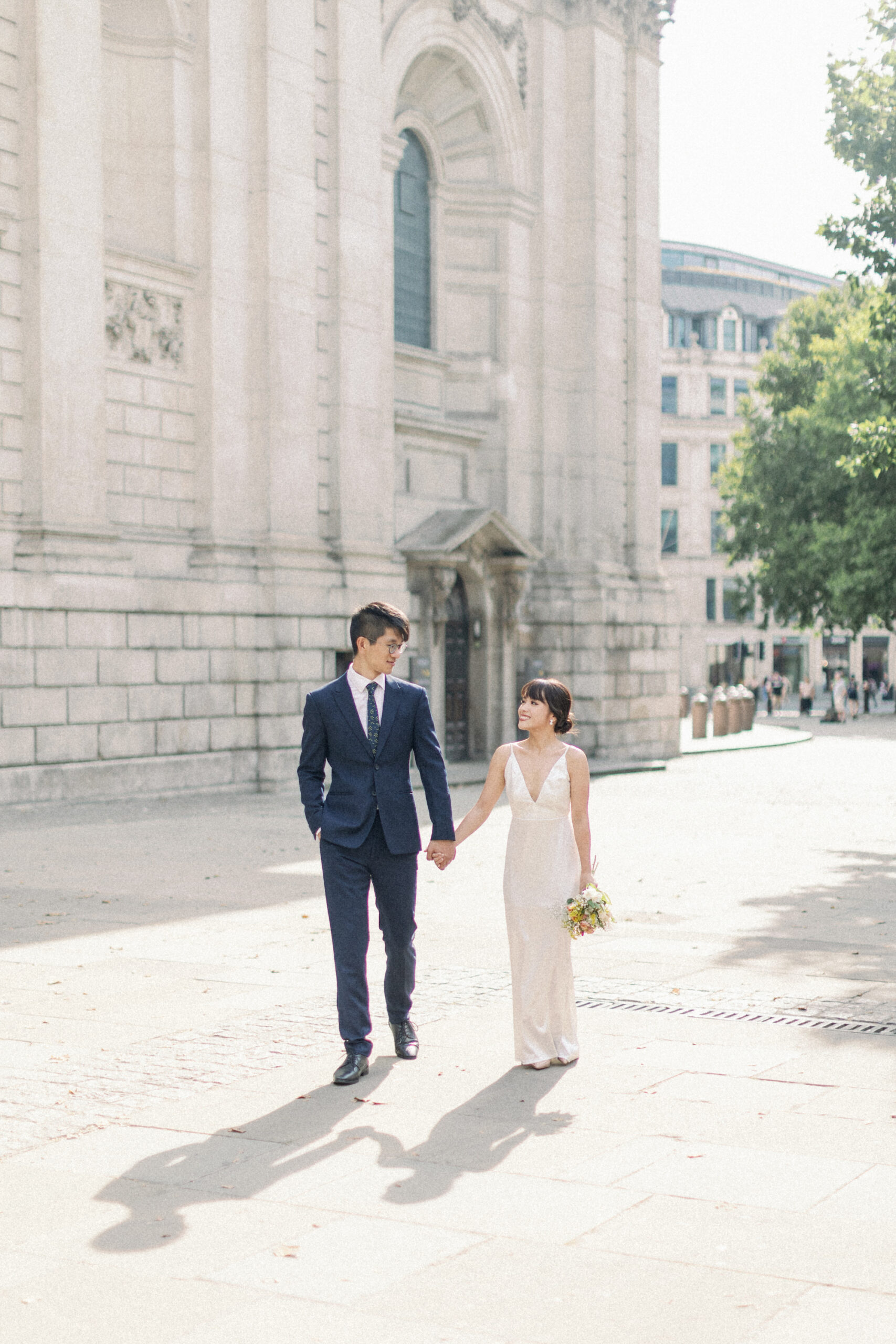 uk-europe-editorial-fine-art-wedding-photographer-london-pre-wedding-at-st-dunstan-and-st-pauls-cathedral-69