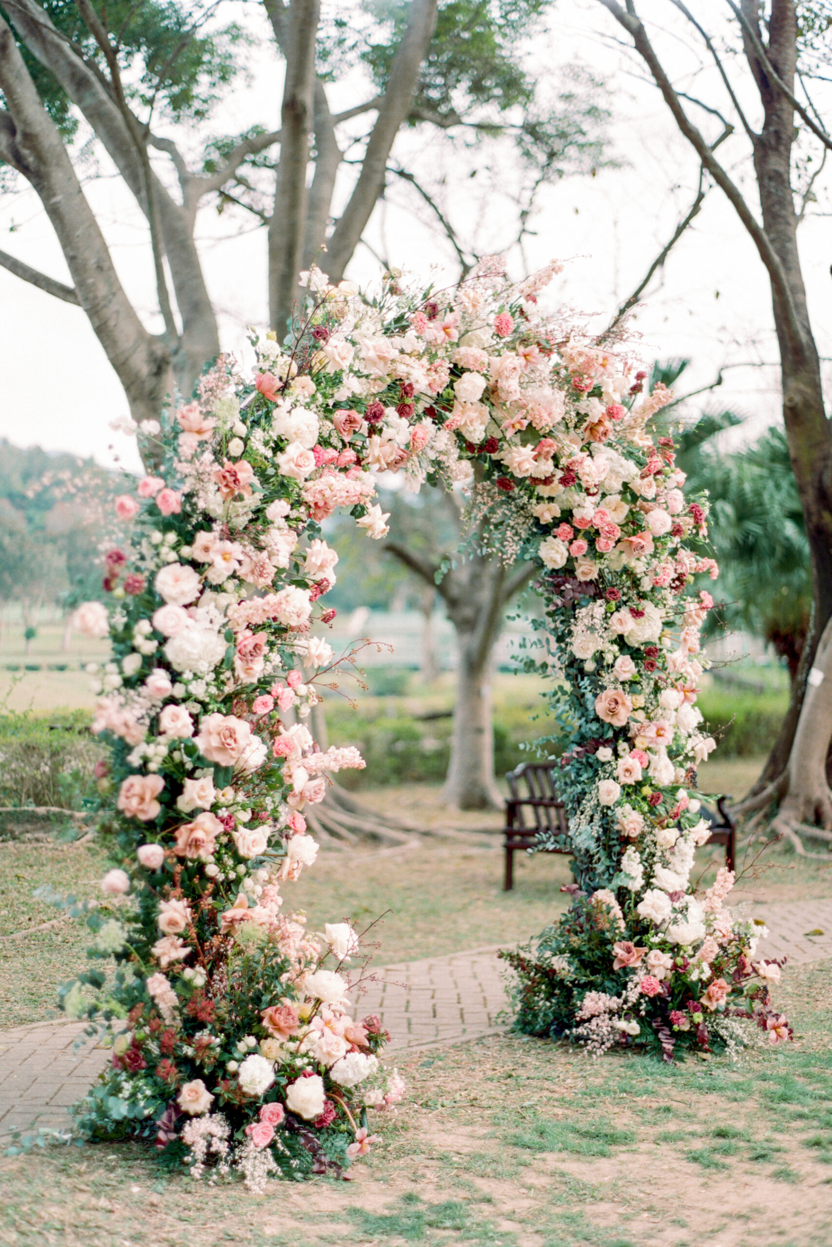 uk-hk-destination-wedding-photographer-fine-art-wedding-at-hong-kong-beas-river-country-club-89