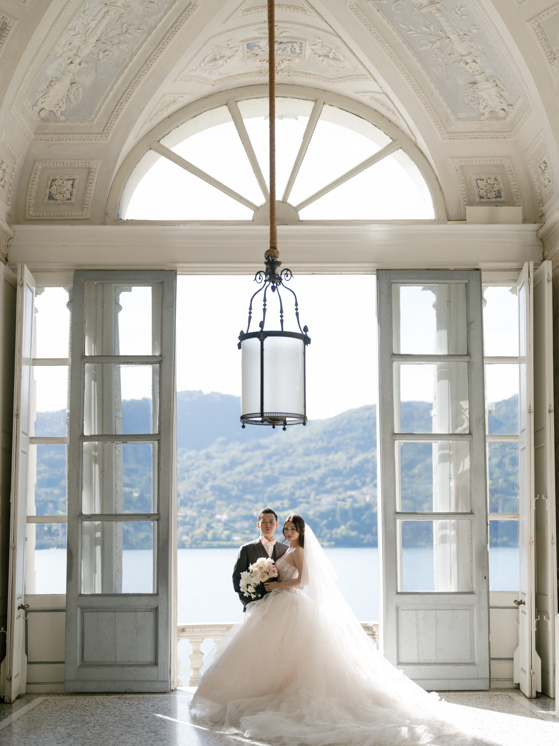 lake como pre wedding photo