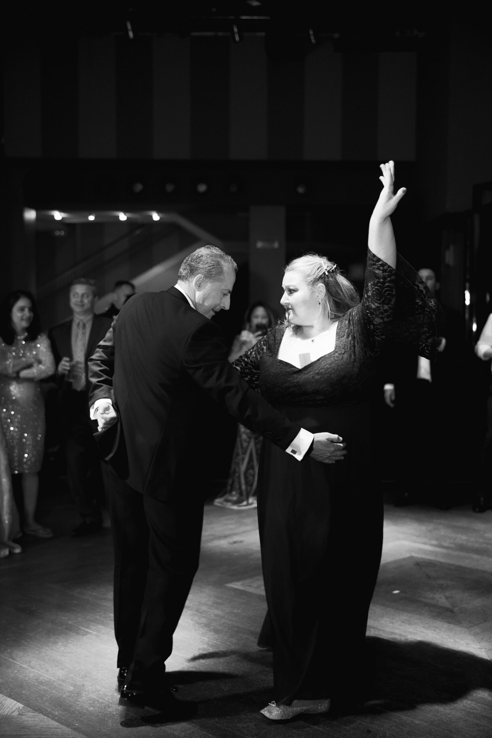 spain-destination-wedding-dance-floor-2