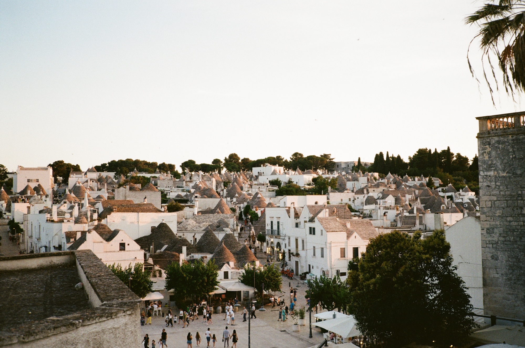 destination wedding photographer- experience-page-content-image3